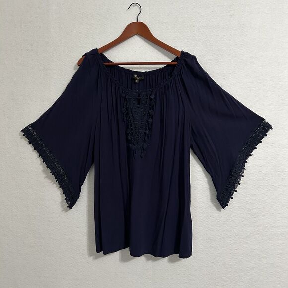 Melissa Paige Woman Top 1X Navy Cold Shoulder Cut Out Lace Feminine Comfy Fairy - Picture 15 of 16